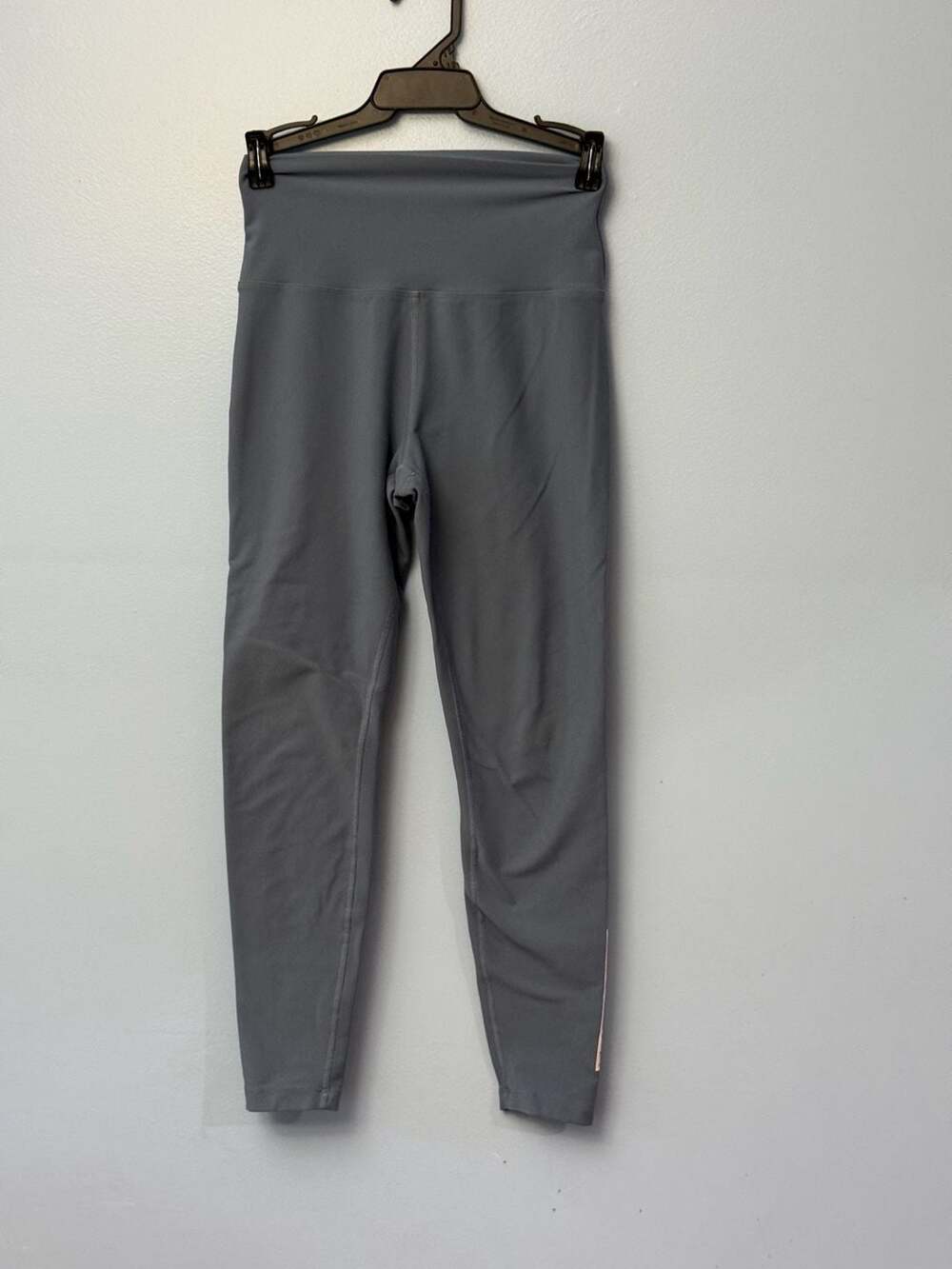 Peloton High-Rise 7/8 Legging with Side Logo, Grey, Size S